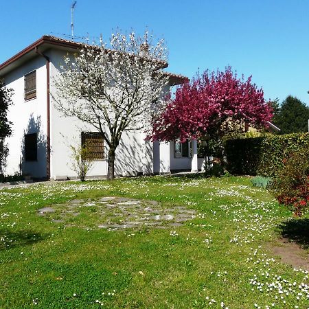 In Giardino B&B Cassina de' Pecchi Buitenkant foto